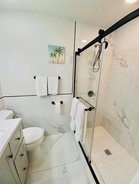 Building Photo - 279 Hach Ln