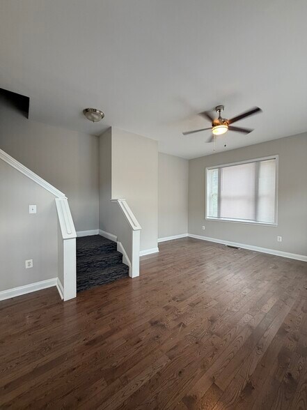 Building Photo - 107 S 41st St