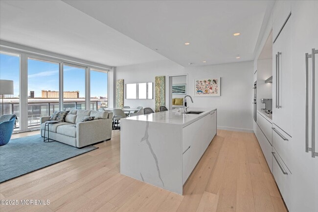 Building Photo - 1101 Ocean Ave N