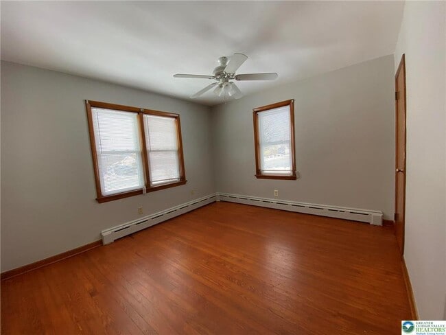 Building Photo - 6450 Sullivan Trail