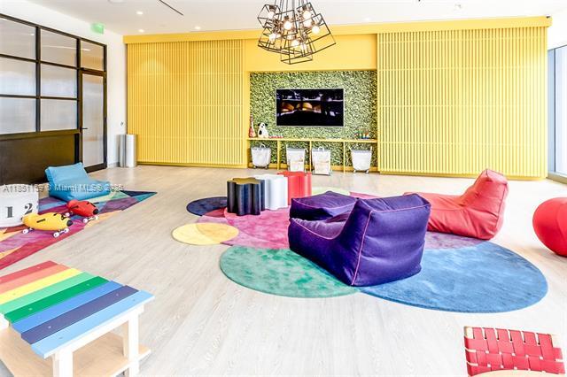 Building Photo - 55 SW 9th St