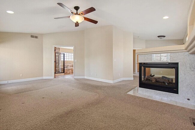 Building Photo - Cherry Creek Townhouse for rent!