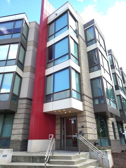 Building Photo - 1500 Pennsylvania Ave SE