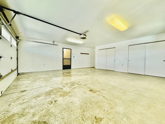 Building Photo - 633 S Kamehameha Ave