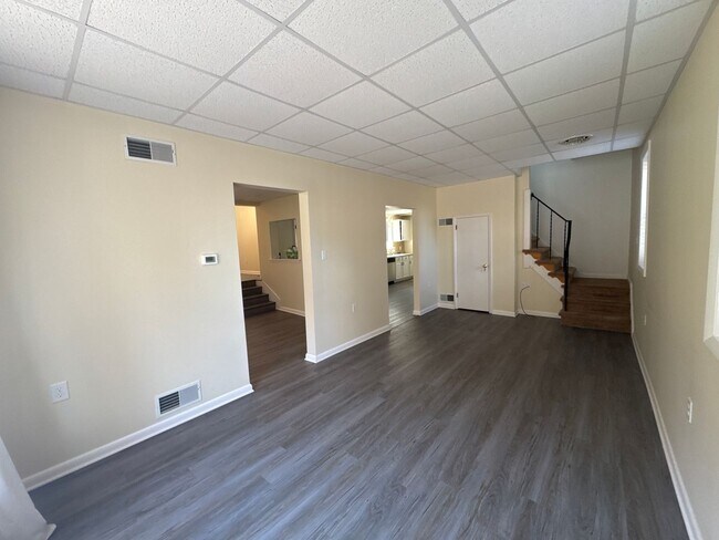 Building Photo - 3676 Lower Saucon Rd
