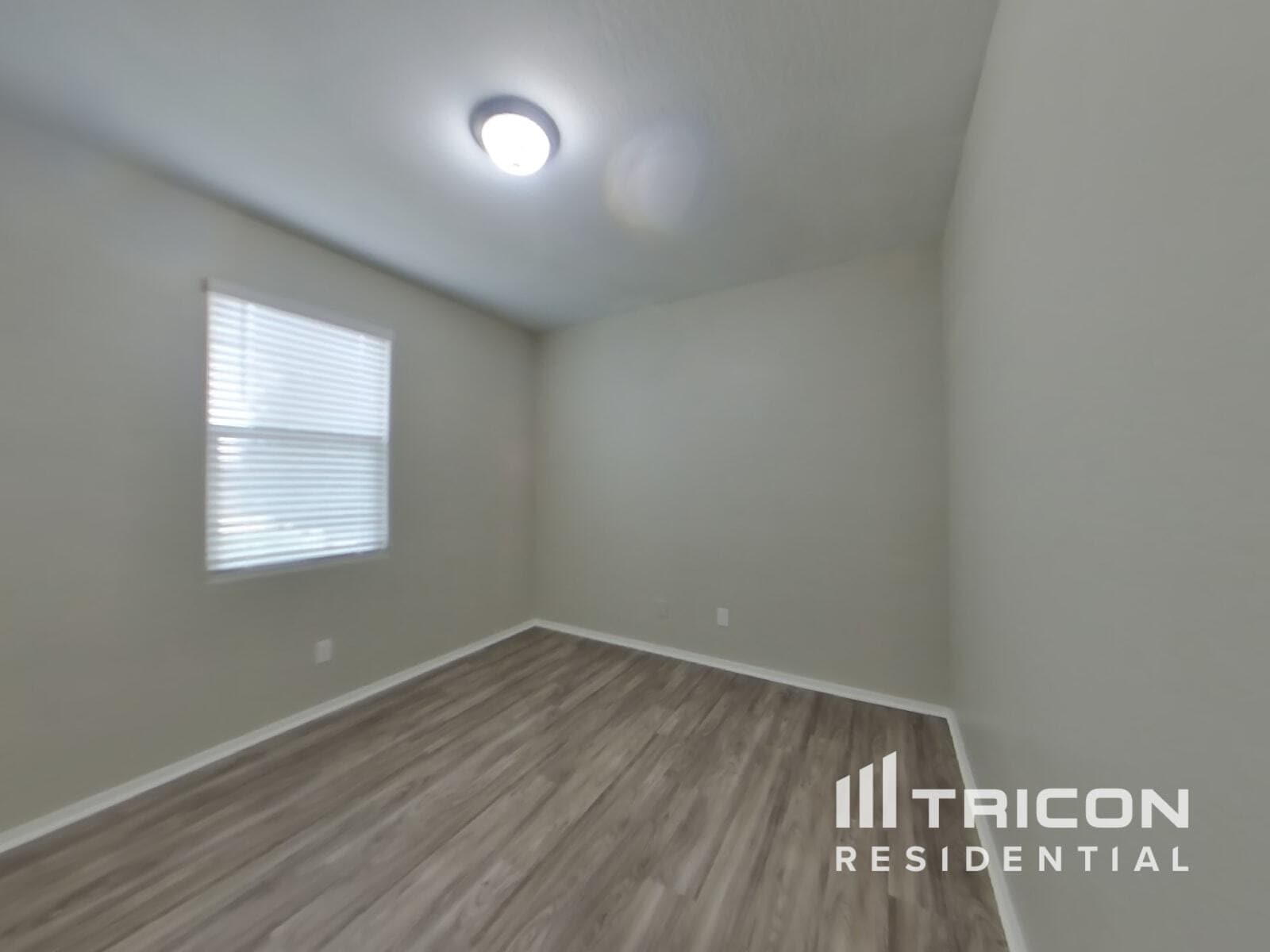 Building Photo - 10358 E Lupine Ln