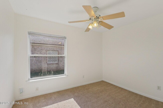 Building Photo - 350 Turtle Dove Dr