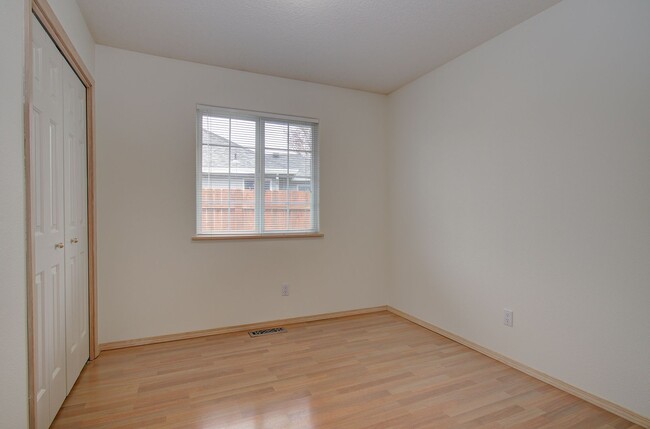 Building Photo - Single Level In Heart of Salmon Creek