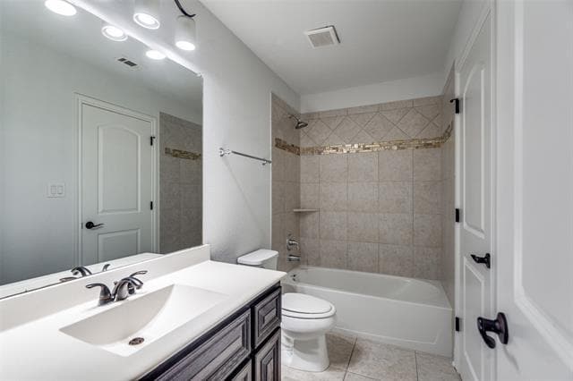 Building Photo - 5601 Cognac St