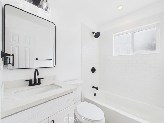 Building Photo - 3257 Luna Ave