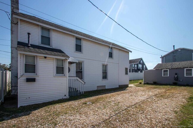 Building Photo - 85 Melba St