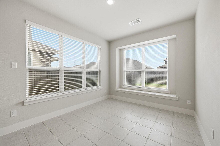 Building Photo - 3916 Trenton Pl