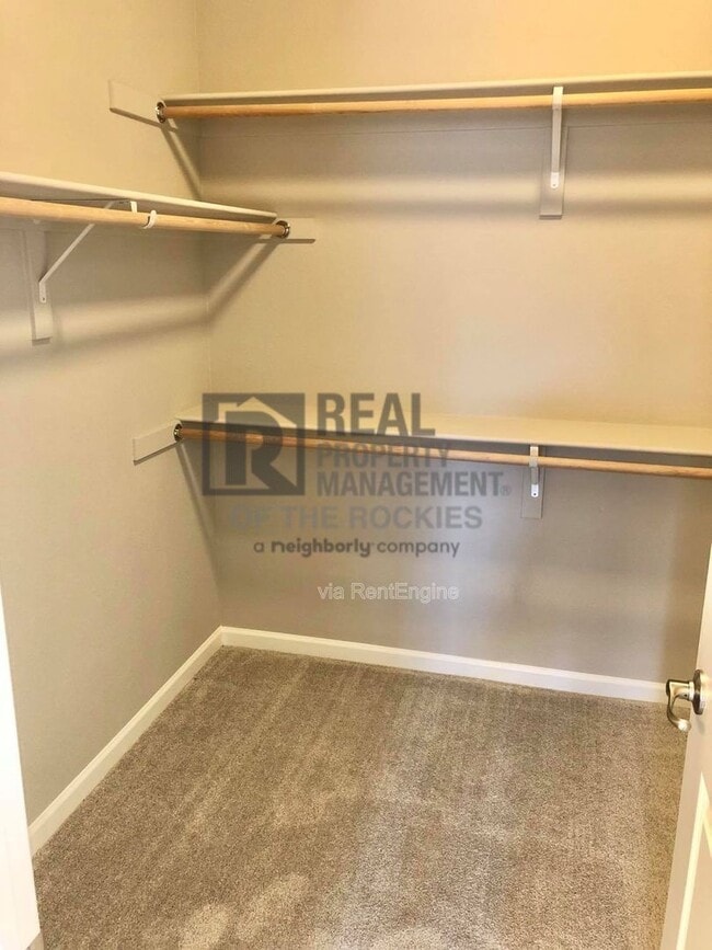 Building Photo - 501 Ranchhand Dr