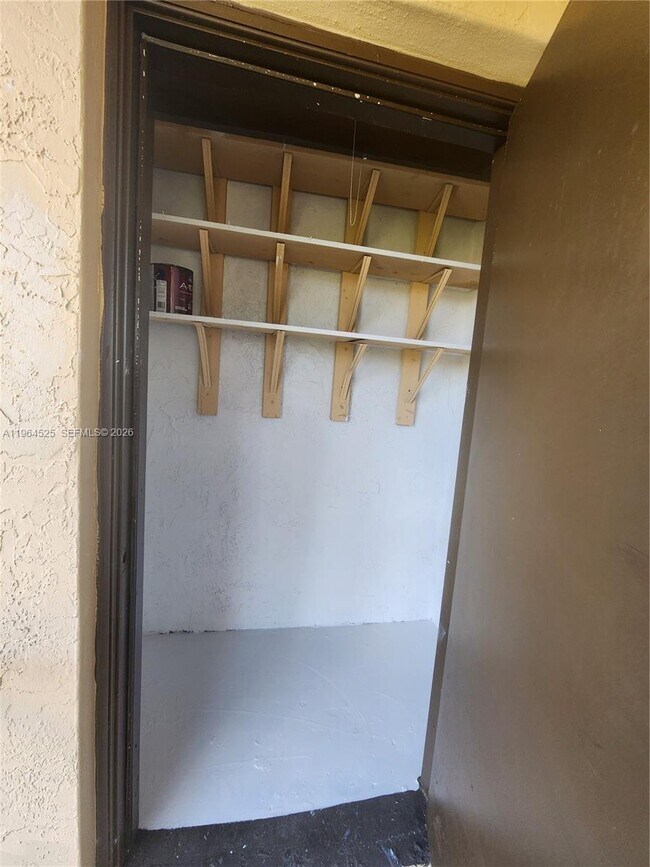 Building Photo - 10967 NW 30th Pl