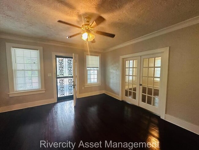 Building Photo - A Must See!!!!! Section 8 Friendly!!!!! BONUS Mother In Law Sweet!! PRICE DROP