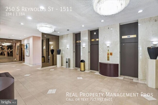 Building Photo - 250 S Reynolds St