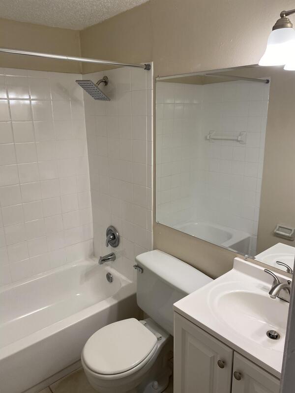 Building Photo - 7812 43rd Ave Dr W