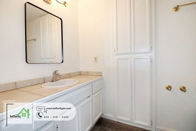 Building Photo - 14780 Marin Dr