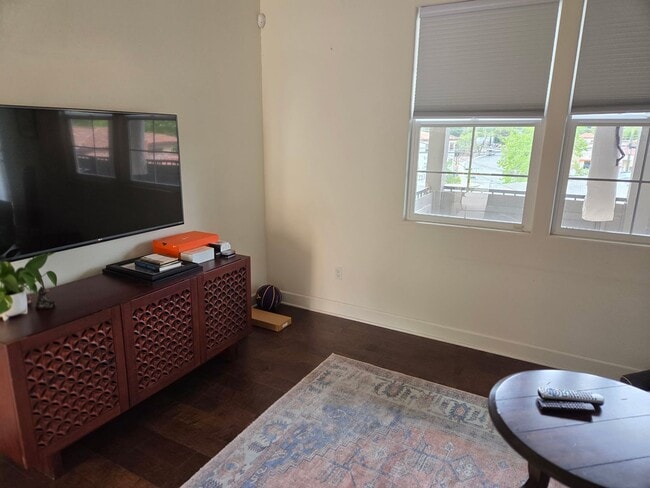 Building Photo - Beautiful home for rent in Atascadero