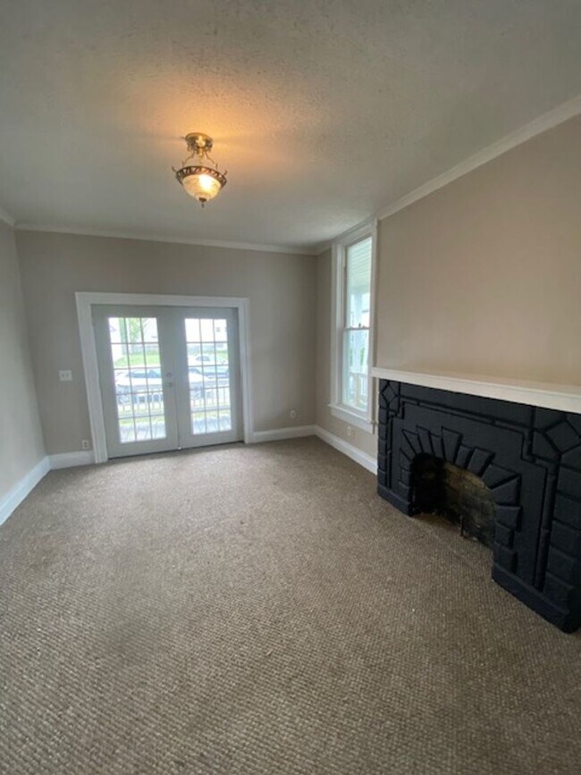 Building Photo - 56 Amm St