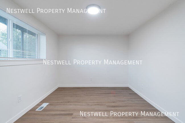 Building Photo - 356 S 1200 E