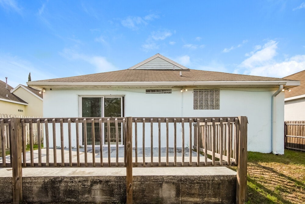 Building Photo - 3744 Dartford Dr