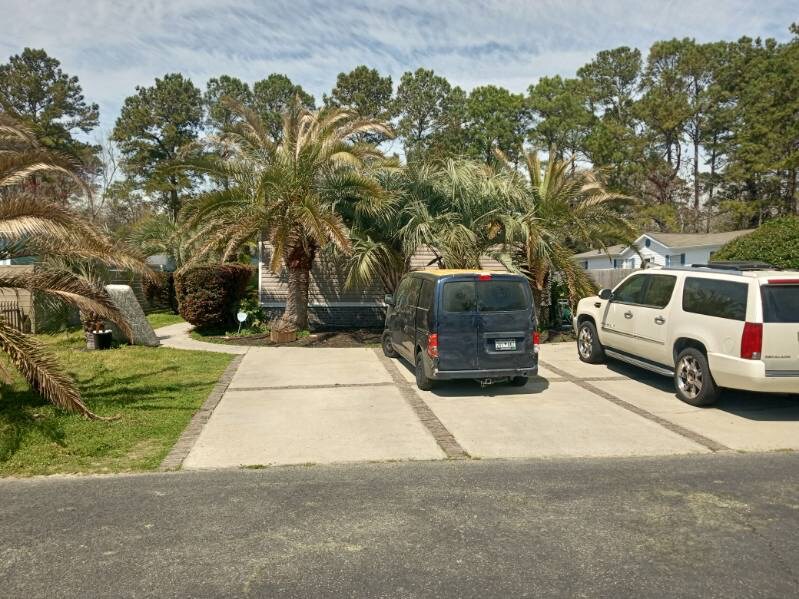 Building Photo - 881 Whaler Pl