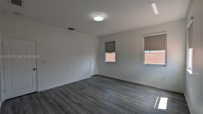 Building Photo - 2151 NE 37th Terrace