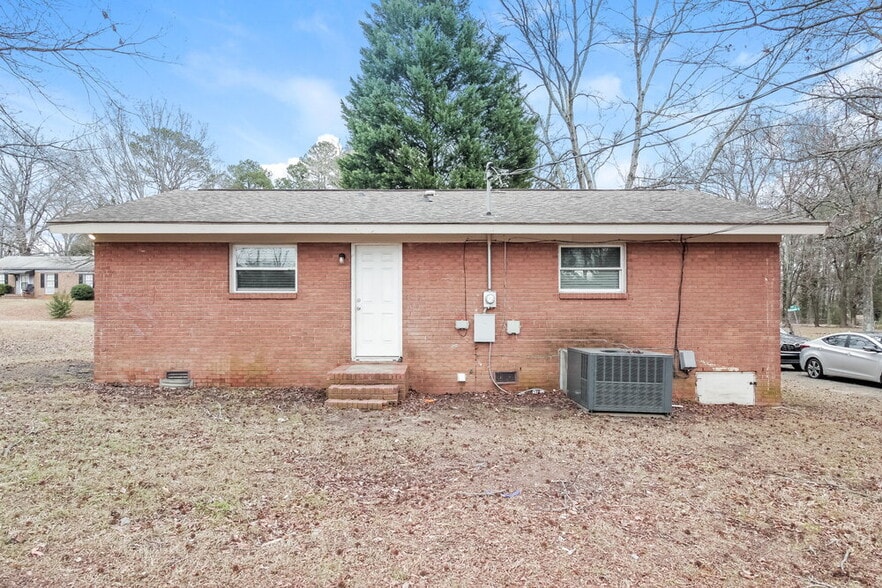 Building Photo - 601 Kentbrook Dr