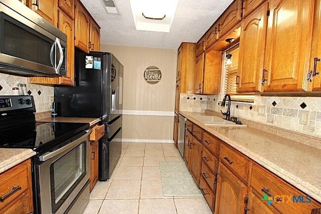 Building Photo - 1110 Timmons Dr