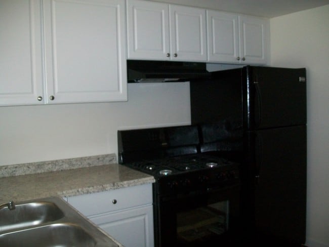 Building Photo - 3521 Bolling Rd