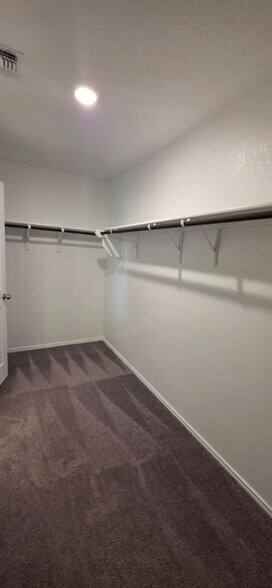 Building Photo - 541 Pickrell Lp