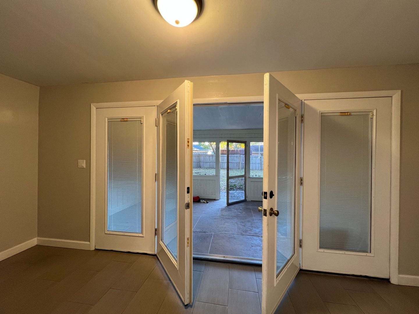 Building Photo - 2540 Elyria Ave