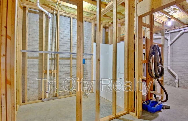 Building Photo - 175 Ridgeway Ct