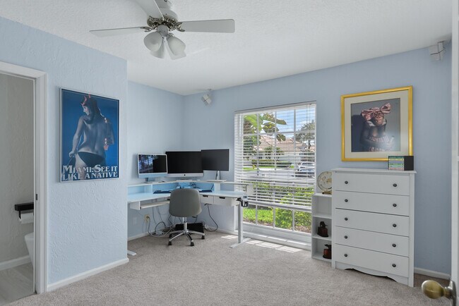 Building Photo - 348 Eagleton Golf Dr