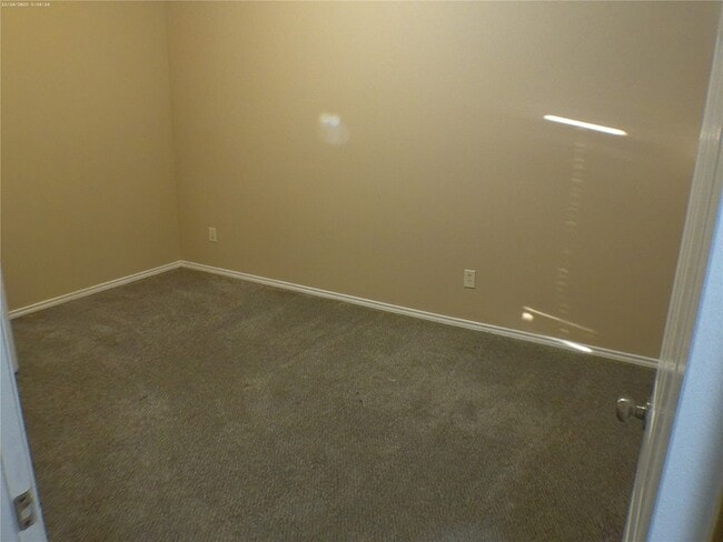 Building Photo - 20207 Emerald Cliff Ln