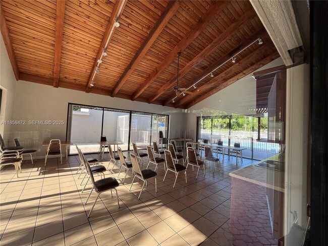 Building Photo - 11246 NW 14th Ct