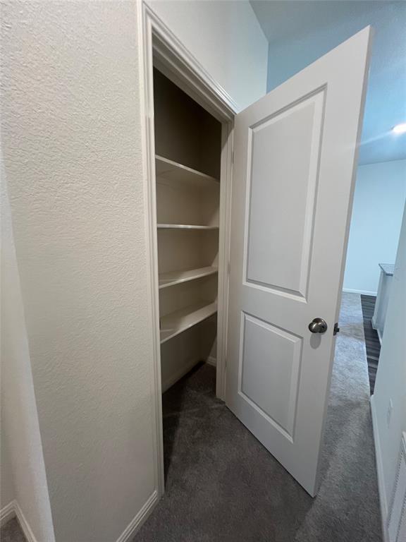 Building Photo - 107 Bridgeview Dr