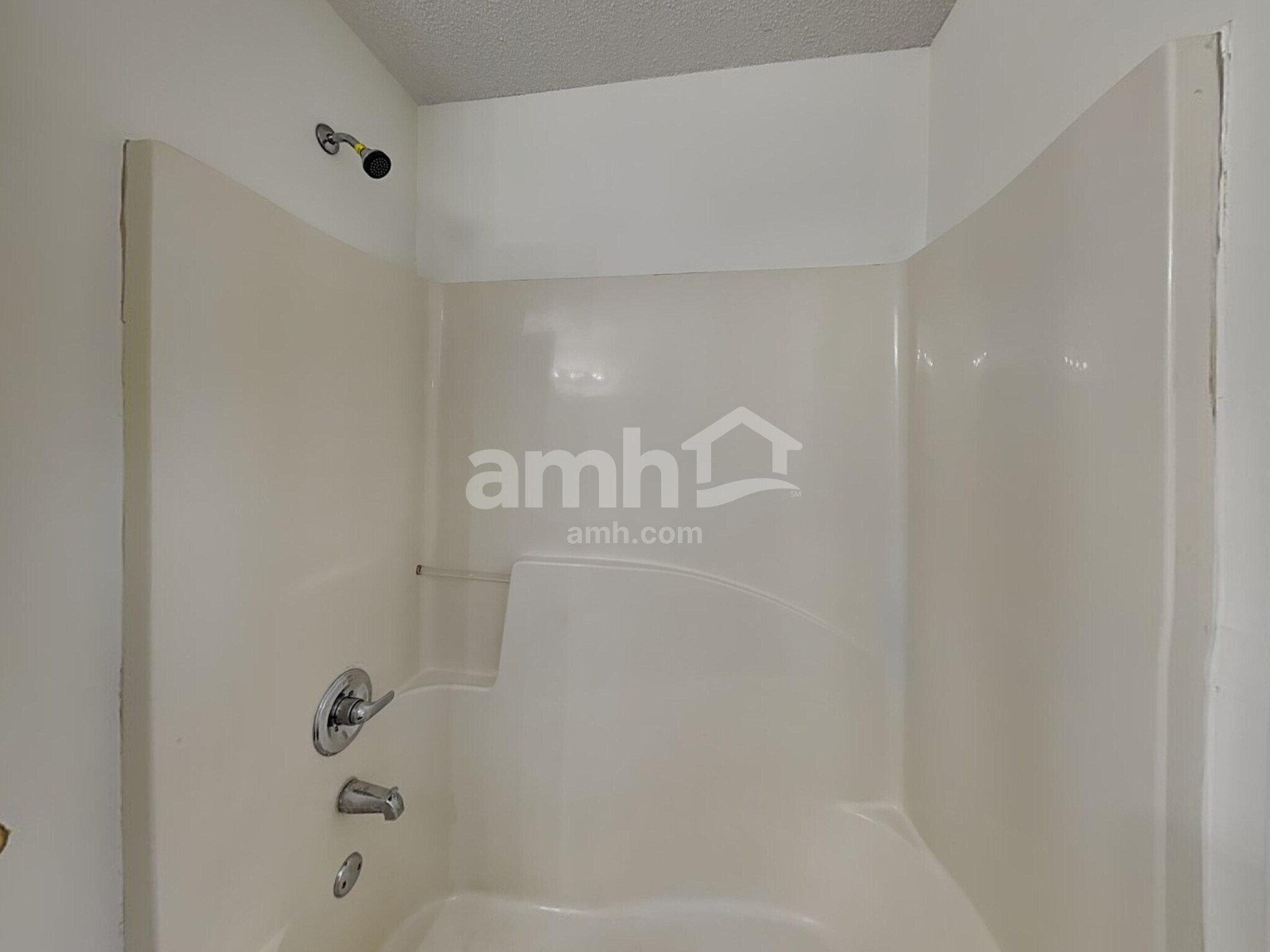 Building Photo - 5705 Wandering Vine Trl SE