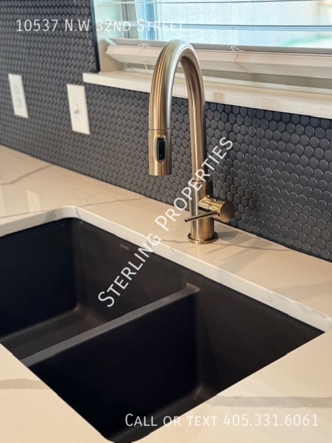 Building Photo - 10537 NW 32nd St