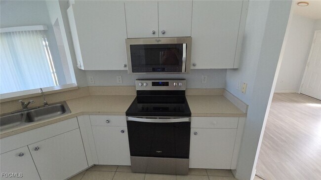 Building Photo - 835 Grant Blvd