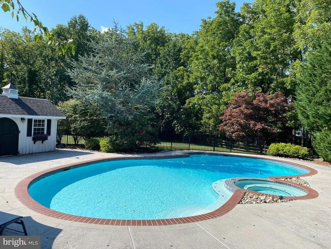 Building Photo - 3682 Hancock Ln