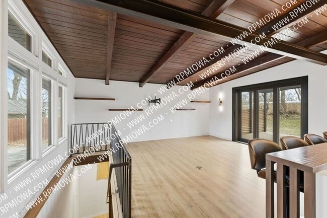 Building Photo - 3135 SW 23rd St