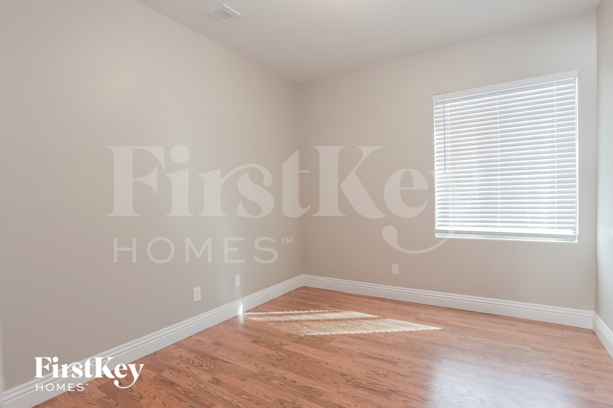 Building Photo - 9100 Little Horse Ave