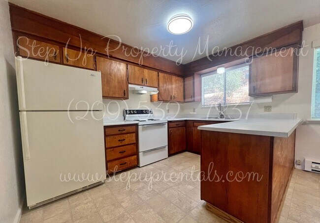 Building Photo - 8541 Wilcox Ranch Rd