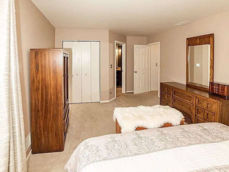 Building Photo - 1702 Saint Ann Dr