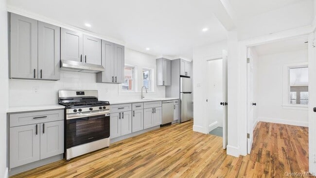 Building Photo - 142-16 223rd St