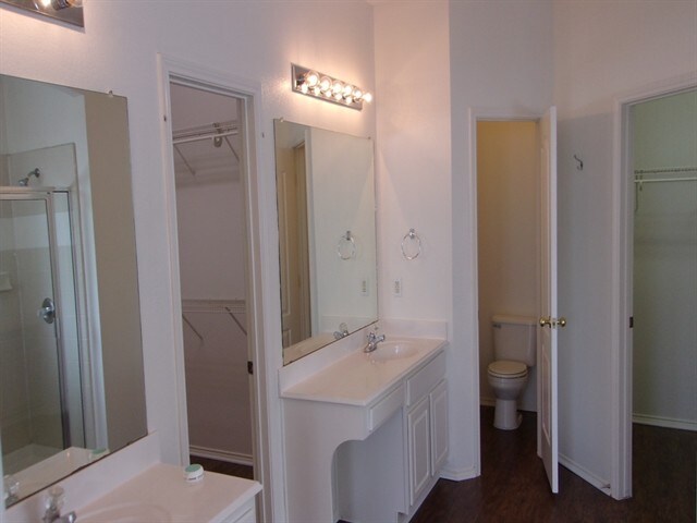 Building Photo - 2112 Lake Fork Ln