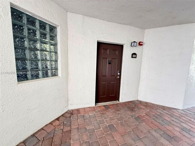 Building Photo - 8960 NW 97th Ave