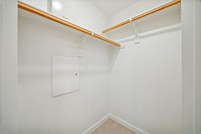 Building Photo - 18203 Alora Springs Trace